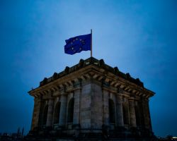 Evropský parlement zamítl návrh na odložení části emisních povolenek