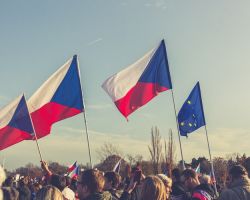 České organizace vyzvaly Francii k rozvojovému zaměření daně z finančních transakcí