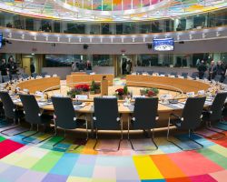 Evropská rada bude 24. - 25. května diskutovat o tom, jak do roku 2030 snížit emise skleníkových plynů o 55 %