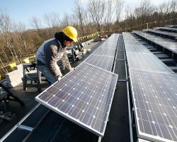 Ekologické organizace vyzývají vládu k řešení energetické krize pomocí úspor energie a obnovitelných zdrojů