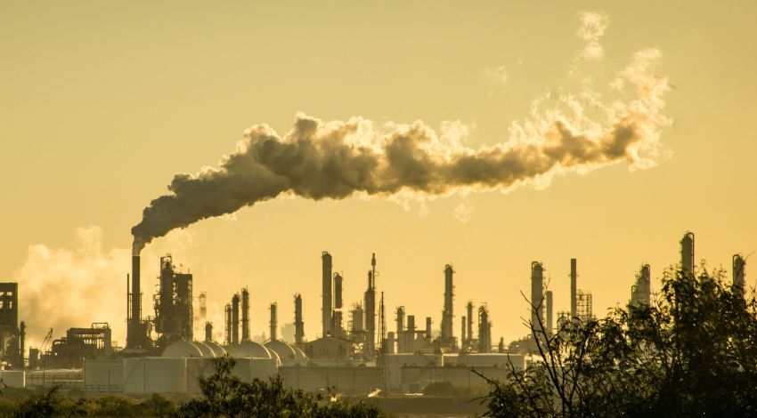 Evropa se na klimatické konferenci OSN nechystá podpořit bezpodmínečný odchod od fosilních paliv