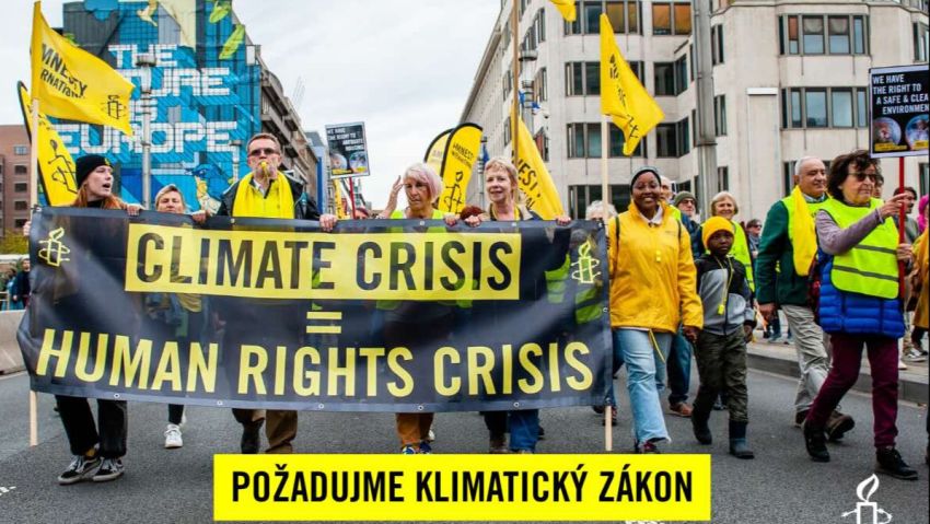 Klimatická koalice se připojila ke kampani Amnesty International za spravedlivý klimatický zákon